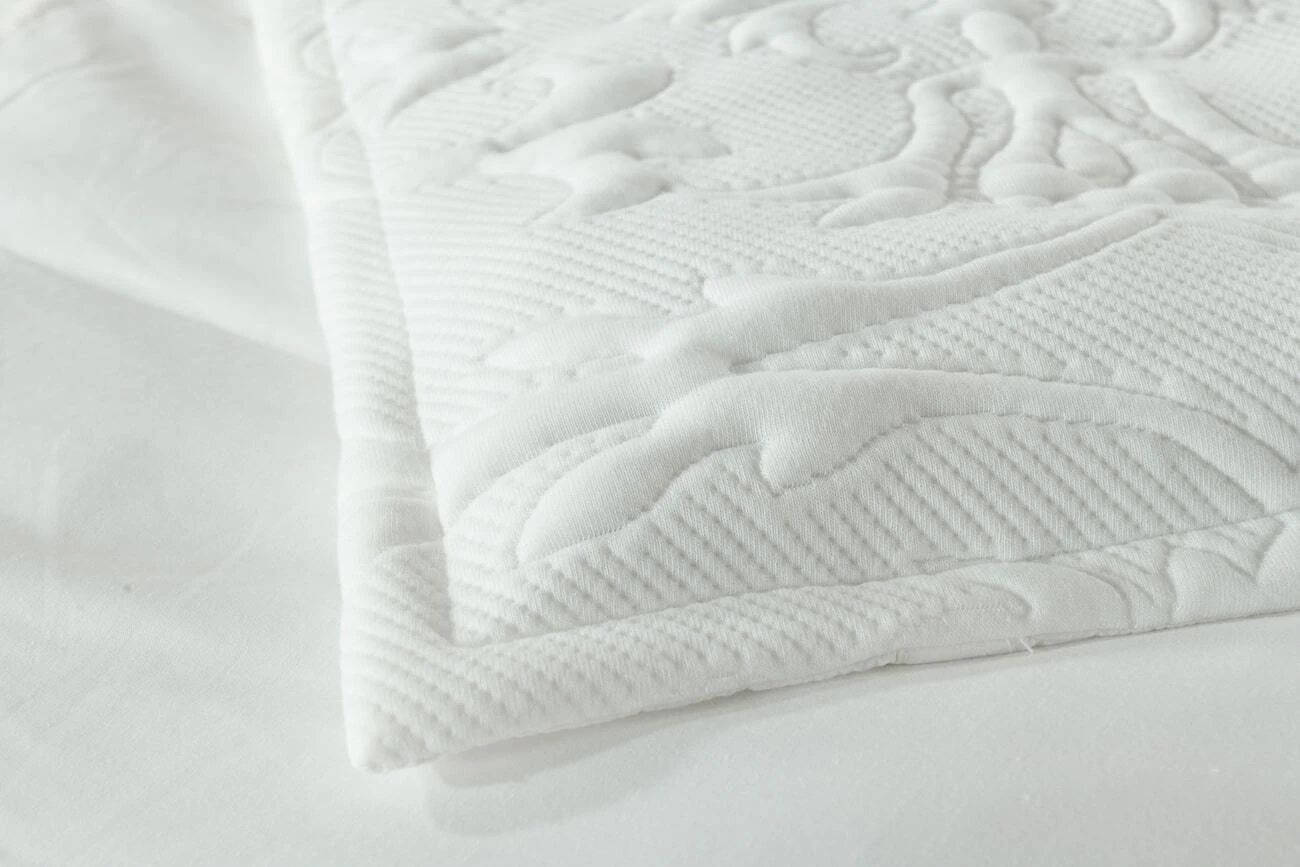 Rachele White Quilt Cover Set 6 Rachele White Quilt Cover Set - Image 4