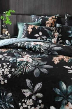 Paradise Quilt Cover Set -MANCHESTER COLLECTION Sales 31601 3