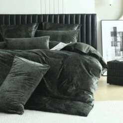 Cody Forest Velvet Quilt Cover Set -MANCHESTER COLLECTION Sales 32037 2
