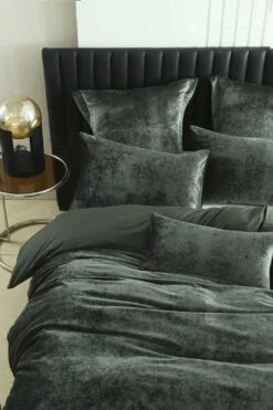 Cody Forest Velvet Quilt Cover Set -MANCHESTER COLLECTION Sales 32037 5