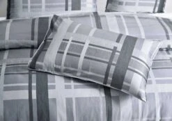 Clarke Quilt Cover Set -MANCHESTER COLLECTION Sales 32231 3