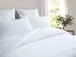 Pierce White Quilt Cover Set -MANCHESTER COLLECTION Sales 32666 2